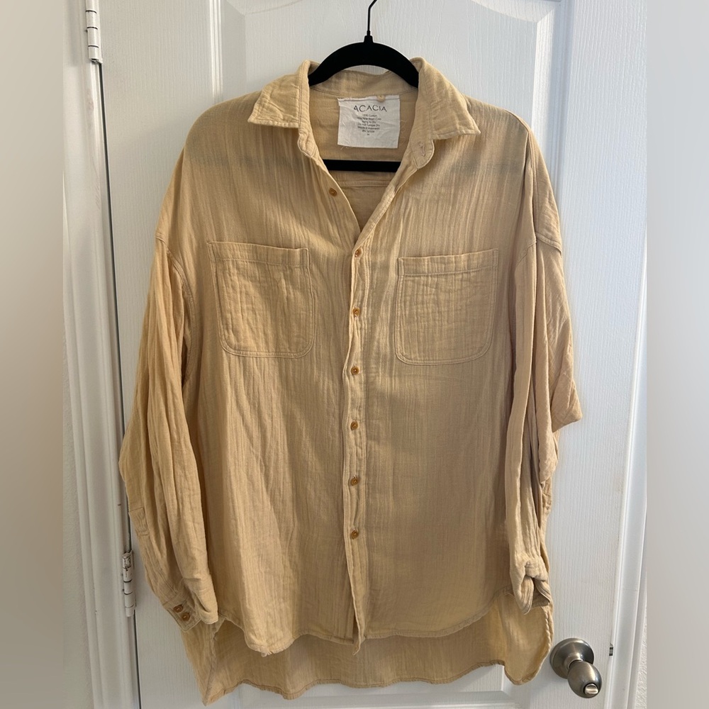 Acacia button up
